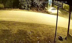 Hatay'da elektrik direğine saplanan Tofaş gence mezar oldu