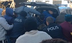 Cezaevinden kaçan mahkum mahalleyi birbirine kattı!