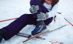 Uzman Uyardı: Kayakta Omurga Yaralanmalarına Dikkat