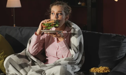 "Gece atıştırmaları kalp sağlığını tehdit ediyor"