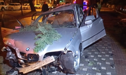 Bursa’da sabah saatlerinde korkunç kaza: 2 ağır yaralı