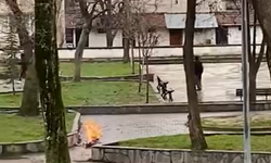 İnegöl'de şahıs sopayla çocukları kovaladı