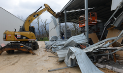 Nilüfer’de 3 yıkım birden