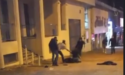 Bursa'da sokak ortasında iki genç çakıyla birbirini yaraladı