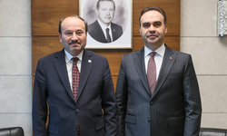 ETÜ Rektörü Çakmak, Bakan Kacır ile Erzurum’da çip üretimini görüştü