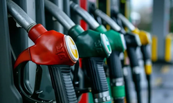 Motorinin ardından sıra benzinde! Akaryakıta peş peşe zam