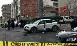 Kağıthane'de araca yönelik silahlı saldırı: 1 ağır yaralı