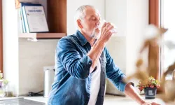 Susuz kalan beyinde hücreler arası iletişim yavaşlıyor