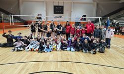 Orhaniye Voleybol evinde hata yapmadı