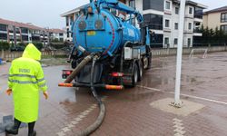 BÜYÜKŞEHİR, TÜM İMKANLARIYLA İNEGÖL’DE SAHADA