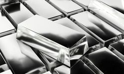 Gümüş fiyatlarında rekordan sert düşüş!