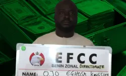 Yanlışlıkla hesabına yatan parayı görünce iade etmek yerine hapse girmeyi seçti