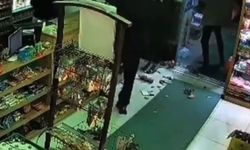 Bursa'da para üstü tartışması kavgaya döndü: Market savaş alanına döndü