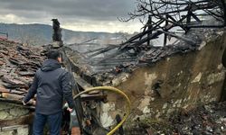 Bursa'da soba yangınında, yaşlı çift hayatını kaybetti