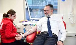 Başkan Erol'dan anlamlı hareket: 'Bir ünite kan, bir hayat'