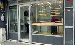 Eyüpsultan'da soyguncular soymaya çalıştıkları kuyumcuyu vurdu