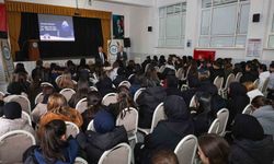 Liseli öğrencilere 'Bilinçli su tüketimi' eğitimi verildi