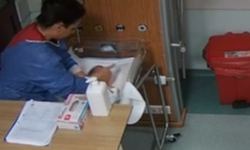 Hemşire skandalında yeni görüntü!! Başka bebeğe de tokat atmış