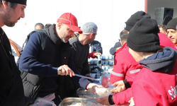 Belediyede en düşük maaş 52 bin TL oldu! İşçilerden davullu zurnalı kutlama