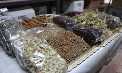 Havaların soğumasıyla, vatandaşların kış çaylarına talebi arttı