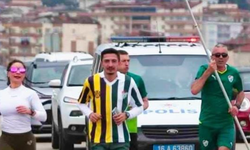 Bursa'da Sevgililer Günü'nde şampiyonluk sloganıyla koşu düzenlendi