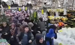 İnegöl'de bir izdiham daha  Mağazayı talan ettiler