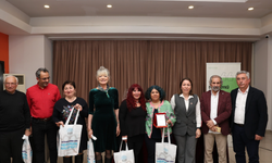 BUYAZ Öykü Onur Ödülü’nün sahibi Pelin Yılmaz