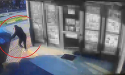 Antalya'da oturduğu yerde aracın altında kalmaktan saniyelerle ile kurtuldu