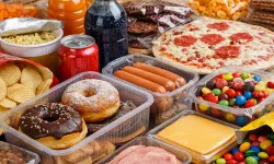 Kanserden uzak durmanın yolu mutfaktan geçiyor! Bu gıdalardan uzak durun