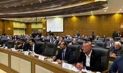 AK Parti’den Halk Otobüsü Ödemeleri Tepkisi: “43 Gündür Ödeme Yapılmıyor”