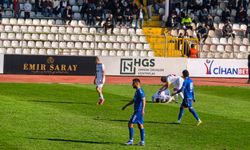 İnegölspor ilk golünü buldu: Golü atıp secdeye eğildi