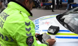 Yeni trafik cezaları resmen yürürlükte! Bu hataları yapanın cebi yanacak