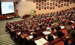 Üniversite eğitimi 3 yıla mı düşecek? YÖK Başkanı'ndan dikkat çeken açıklama