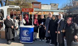 AK Parti Kadın Kolları’ndan İnegöllü Kadınlara 8 Mart Sürprizi