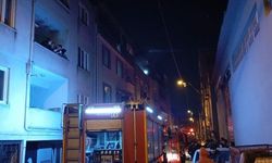 Bursa Osmangazi'de apartmanın çatı katında yangın