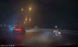 Bursa Osmangazi'de motosiklet sürücüsü yola savruldu