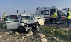 Edirne'de otomobil ile pikap çarpıştı: 3 yaralı