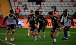 Fenerbahçe'den Antalyaspor maçında 5 değişiklik