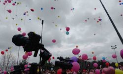 Tuzla'da balonlar kanseri yenen Almira için gökyüzüne uçtu