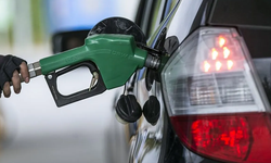 Petrol yükseldikçe, fiyat artıyor! Akaryakıta bir çifte zam daha