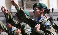 Yunanistan'dan kritik hamle: Kadınları askere çağırdı