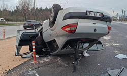 Bursa Nilüfer'de otomobil takla attı