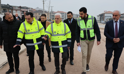 İnegöl'ün altyapısı yenileniyor!  Başkan Bozbey, “Akpınar Caddesi’nde yıllardır var olan sorunu çözdük"