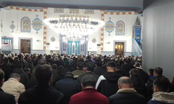 İnegöl'de Kadir Gecesi'nde camiler doldu taştı