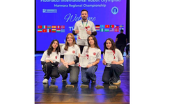 Sivaslı öğrenciler, robot yarışmasında gövde gösterisi yaptı