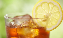 Neredeyse her evde var ama riskli! Gençlerde kaygıyı artıran içecekler