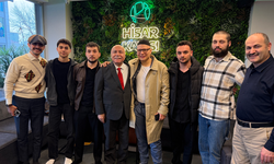 Almanya’da iki genç müslümanlığı araştırıp İslamiyeti seçtiler