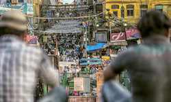 Hindistan'da restoranlar kapandı, yüzlerce fabrika durdu!