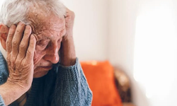 Alzheimer teşhisinde yeni nesil kan testi! Unutkanlık riskini 20 yıl önceden bileceğiz