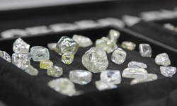 Arkhangelsk Elmas Madeni'nden 56 karatlık yeni rekor